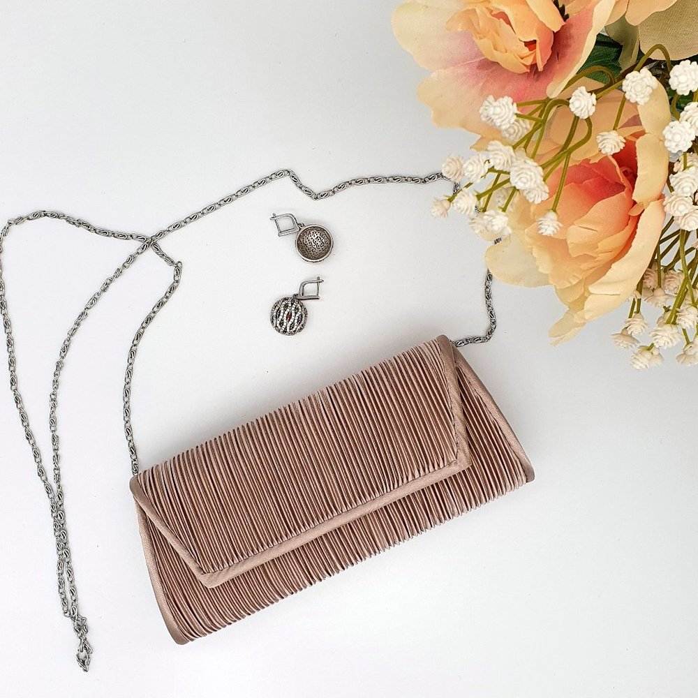 💜NWT Bijou Brigitte Clutch Shoulder Bag